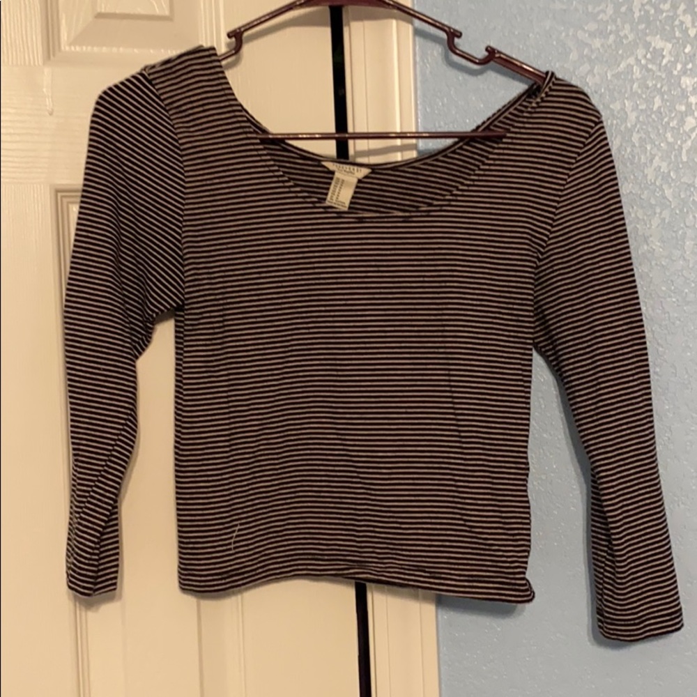 Crop top